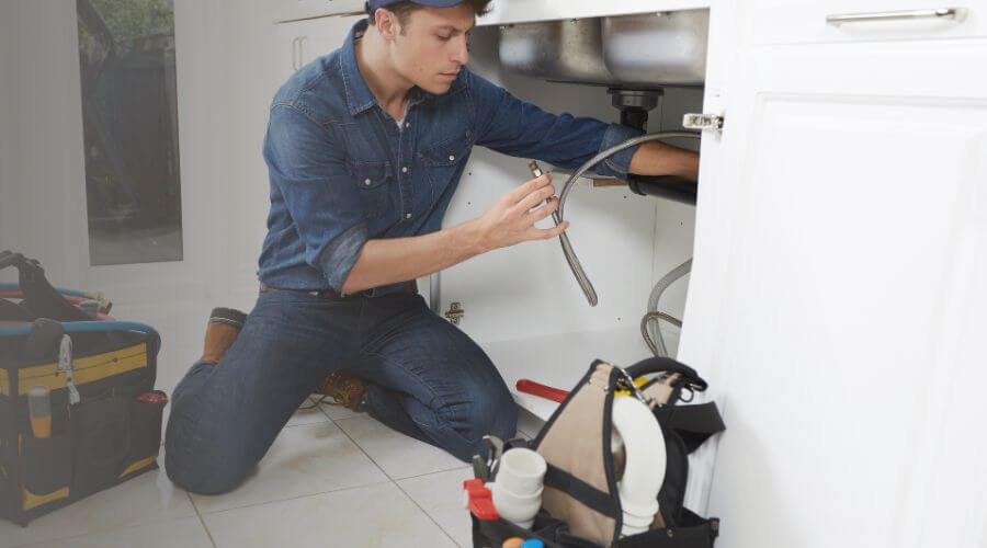 Water Heater Replacement in Rainbow, TX